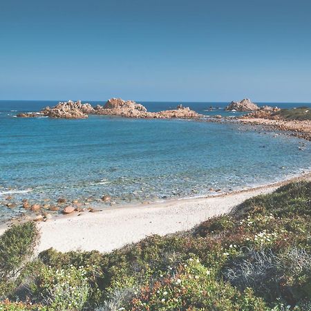 Rocciarossa Lejlighed Isola Rossa Eksteriør billede